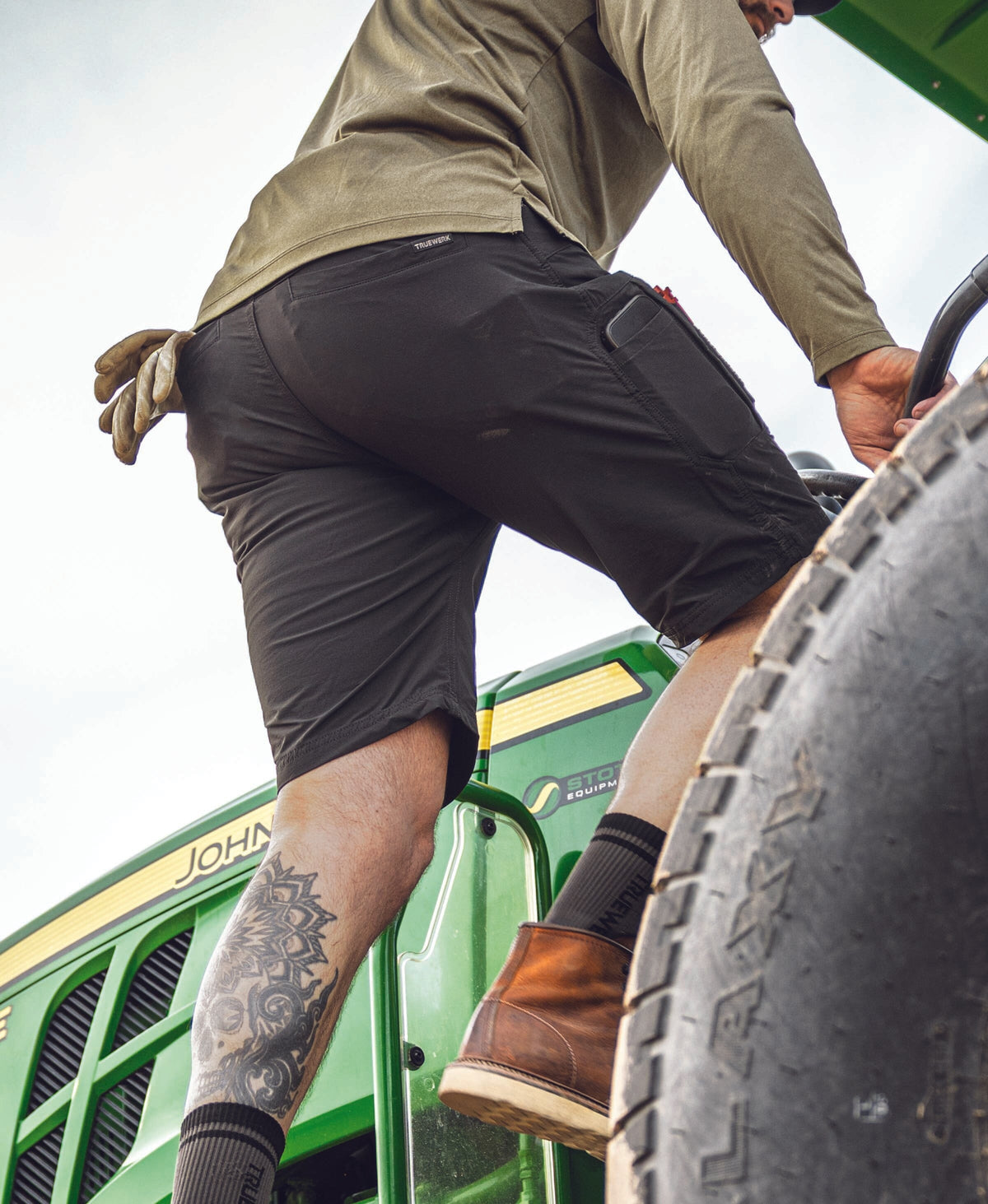 T1 WerkShort - Men's Fit Truewerk #color_black